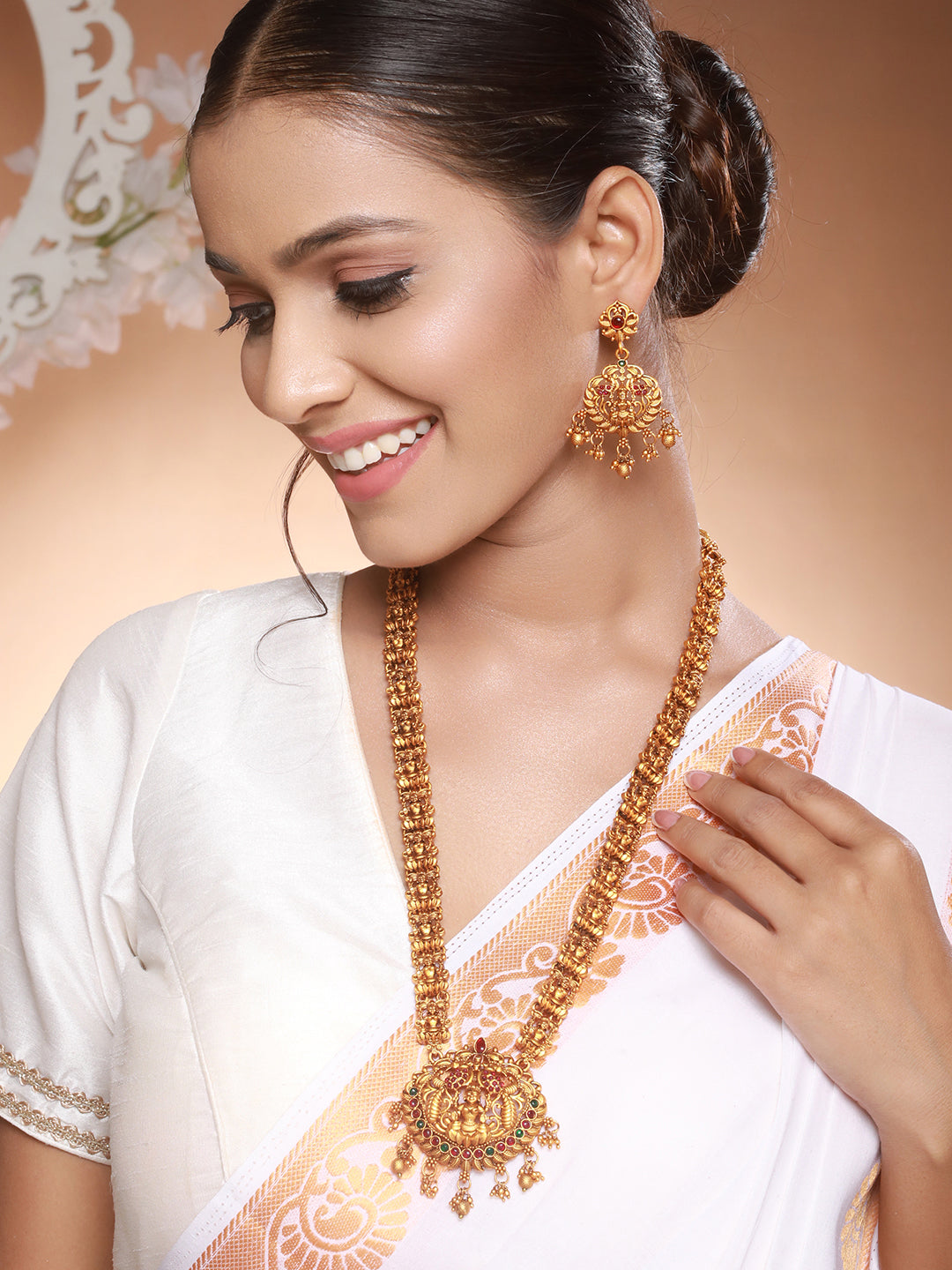 Antique Gold Toned Temple Lakshmiji Pendant Haram Jewellery  Set